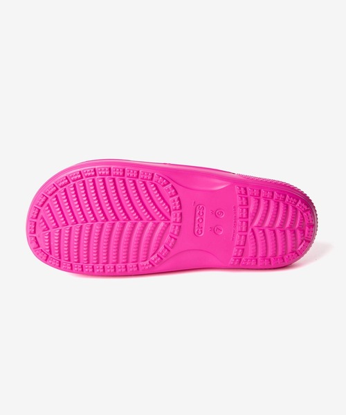crocs(クロックス)の「CROCS CLASSIC SANDLE クロックス クラシックサンダル サンダル(サンダル・レディース・ピンク・6/9/7/4)」の8枚目の写真
