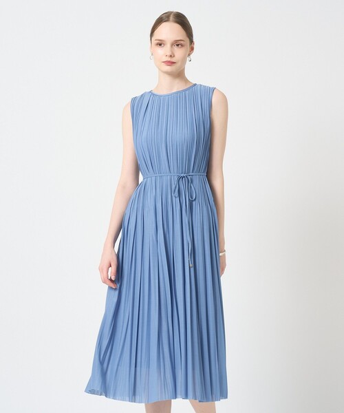 ANAYI（アナイ）の「ソフトジャージプリーツ ワンピース（ワンピース・レディース・ブルー/ピンク/チャコールグレー/ブラック/ブルー系その他/ネイビー・34/36/38）」の4枚目の写真