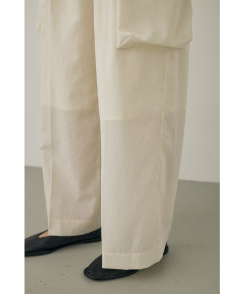 M_（エムアンダーバー）の「【M_】シアーワイドパンツ　リサイクルポリエステル使用（その他パンツ・レディース・ホワイト/ブラック・1/2）」の15枚目の写真