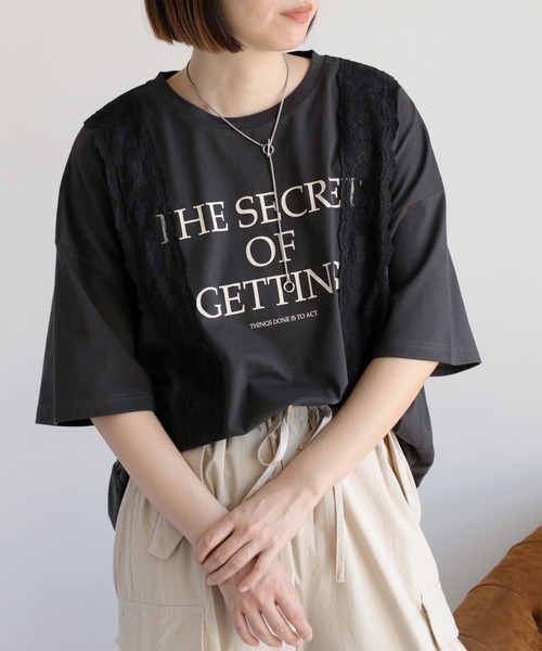 cepo(セポ)の「ロゴプリント レース半袖Tee(Tシャツ/カットソー・レディース・ホワイト/ライトグレー/ブラック・FREE)」の3枚目の写真
