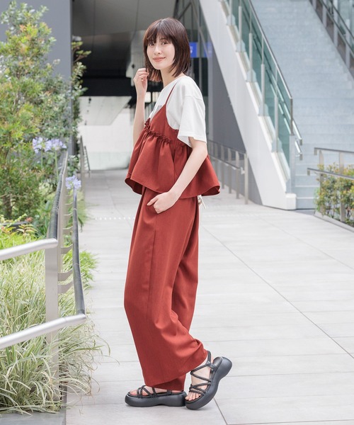 LAKOLE（ラコレ）の「ギャザーフリルサロペット / 450294（つなぎ