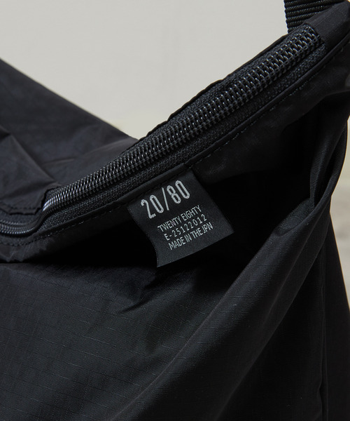 20/80(テゥエンティーエイティー)の「20/80 トゥエンティーエイティー / RIP STOP NYLON SHOULDER BAG リップストップナイロンショルダーバッグ / S060(ショルダーバッグ・メンズ・ブラック/ダークグレー・FREE)」の10枚目の写真