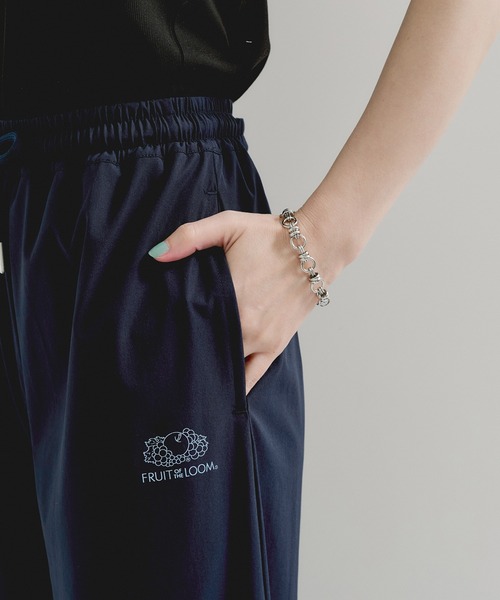 FRUIT OF THE LOOM(フルーツオブザルーム)の「【FRUIT OF THE LOOM】別注/パッカブルワイドパンツ(その他パンツ・レディース・ネイビー/ベージュ・FREE)」の11枚目の写真
