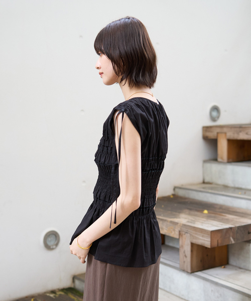 EMMA　ROUGE VIF（エマルージュヴィフ）の「【一部店舗限定】シアーシャーリングブラウス（シャツ/ブラウス・レディース・ブラック/オフホワイト・フリー）」の16枚目の写真