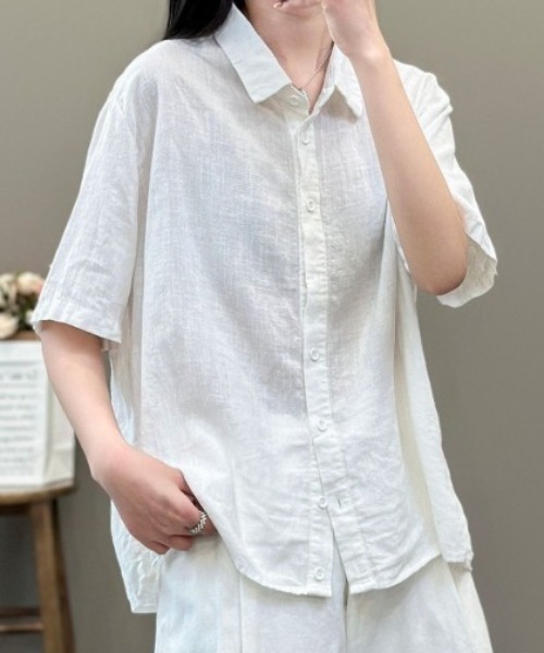 BLANC FICELLE(ブランフィセル)の「麻 5分袖シャツ(シャツ/ブラウス・レディース・ブラック/ブラウン/グリーン/ホワイト・M)」の2枚目の写真