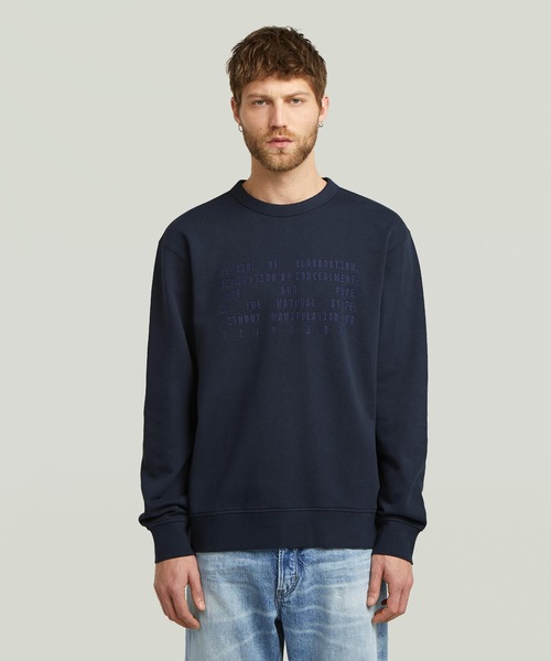 G-STAR(ジースター)の「TEXT GRAPHIC SWEATER/ミリタリーディテールテキストグラフィックオーバーサイズスウェット/トレーナー(スウェット・メンズ・ダークブルー/ダークオリーブ/ダークブラック・LARGE/MEDIUM/SMALL/X-SMALL/X-LARGE)」の3枚目の写真