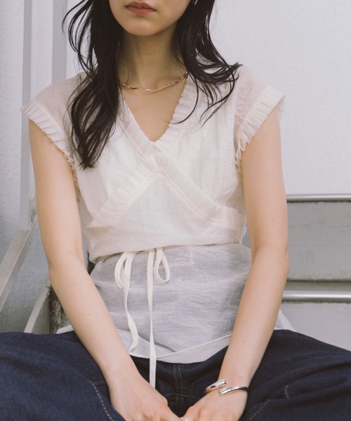 DRWCYS(ドロシーズ)の「リムシアートップス(Tシャツ/カットソー・レディース・ホワイト/ブラック・FREE)」の5枚目の写真