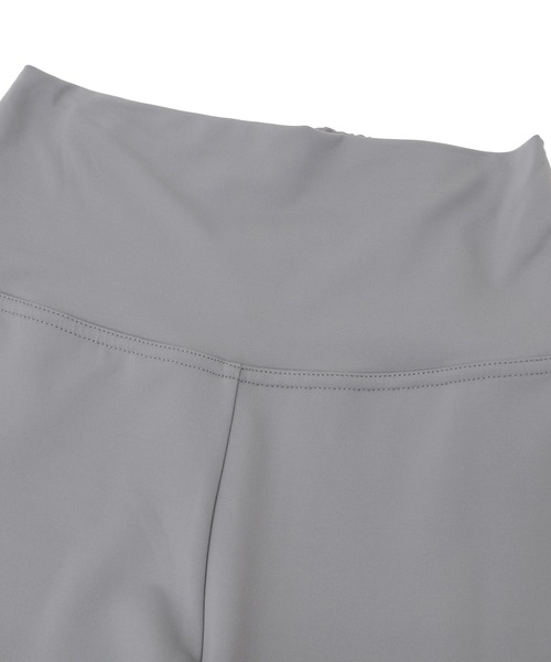 Julier Yoga and Relax(ジュリエヨガアンドリラックス)の「Julier エコシーベア天フレアパンツ(その他パンツ・レディース・ダークブルー/グレー/ブラック・1/0)」の12枚目の写真