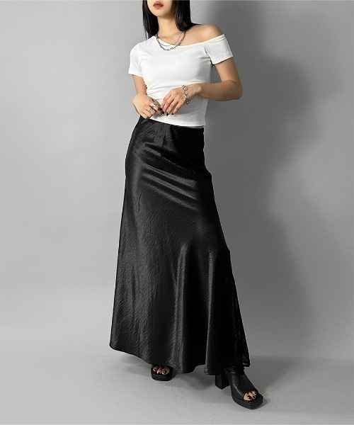 LVEU.（ラブユ.）の「【LVEU.】ワンショルカップイントップス / トップス カットソー ワンショル ワンショルダー アシメ アシンメトリー 半袖 クロップド ショート ブラック ホワイト（Tシャツ/カットソー・レディース・ホワイト/ブラック・FREE）」の15枚目の写真