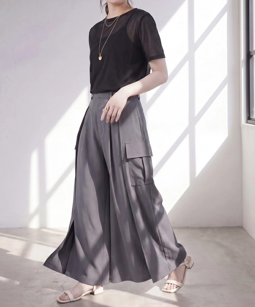 SELECT LEVERY（セレクトリベリー）の「バックスカートカーゴワイドパンツ（カーゴパンツ・レディース・モカ/ブラック/チャコール・MEDIUM/SMALL/X-LARGE/LARGE）」の2枚目の写真