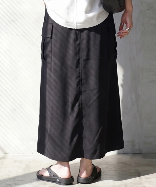 SELECT LEVERY（セレクトリベリー）の「バックスカートカーゴワイドパンツ（カーゴパンツ・レディース・モカ/ブラック/チャコール・MEDIUM/SMALL/X-LARGE/LARGE）」の12枚目の写真