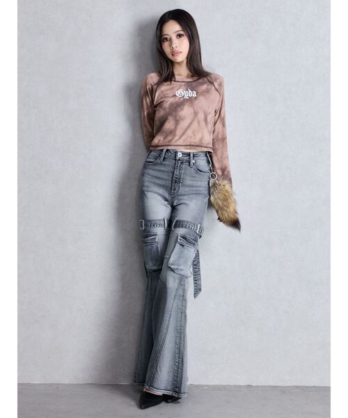 ハイウエスト strap cargo designフレアデニムパンツ（デニム
