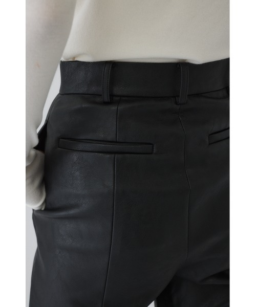 RIM.ARK（リムアーク）の「Leather like PT レザーライクパンツ
