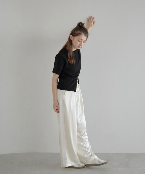 MINERTE（ミネルテ）の「【MINERTE】half zip hem knit / 裾ハーフジップ半袖ニット（ニット/セーター・レディース・ブラック/ブラウン系その他/ダークグレー・FREE）」の13枚目の写真