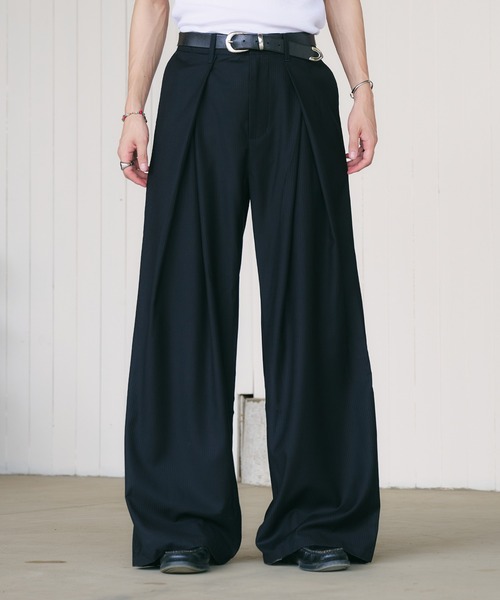 00's FARAH one tuck ワイドスラックス　レーヨン混　黒 00´s FARAH one tuck ワイドスラックス レーヨン混 黒