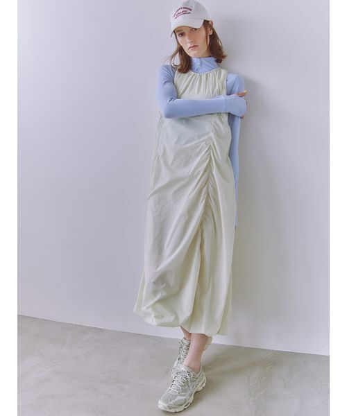 emmi（エミ）の「ナイロンバルーンワンピース（ワンピース・レディース・ライム/ブラウン/ブラック・0/1）」の4枚目の写真