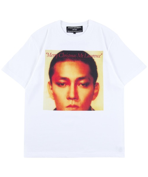 【るい】Man Tシャツ　肖像ver. MEDICOM TOY（メディコムトイ）の「Amplifier “本田恭章” TEE