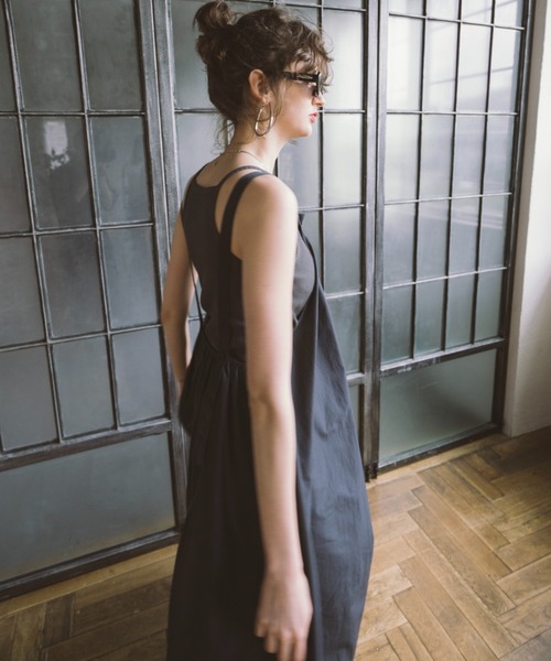 HANNE（アン）の「キャミボリュームワンピース（ワンピース・レディース・ネイビー/ホワイト・SMALL/MEDIUM）」の4枚目の写真