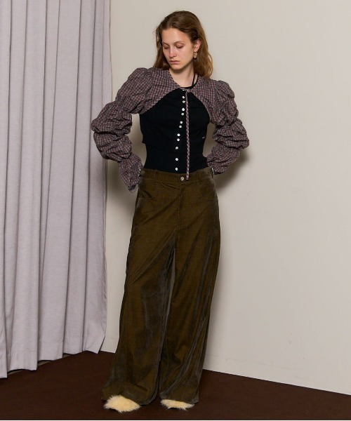 MAISON SPECIAL（メゾンスペシャル）の「Chambray Corduroy Wide Pants/シャンブレーコーデュロイワイドパンツ■セットアップ対応■（その他パンツ・レディース・ブルー/カーキ/ブラック・36/38）」の4枚目の写真