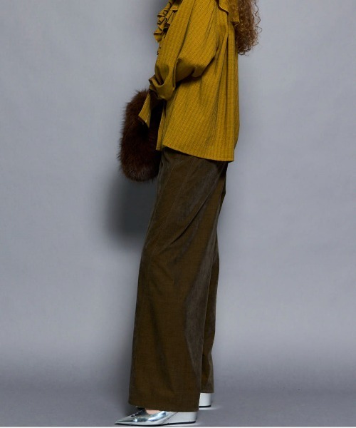 MAISON SPECIAL（メゾンスペシャル）の「Chambray Corduroy Wide Pants/シャンブレーコーデュロイワイドパンツ■セットアップ対応■（その他パンツ・レディース・ブルー/カーキ/ブラック・36/38）」の14枚目の写真