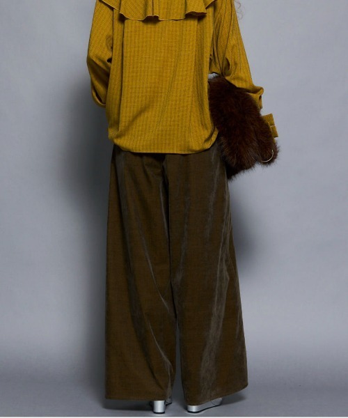 MAISON SPECIAL（メゾンスペシャル）の「Chambray Corduroy Wide Pants/シャンブレーコーデュロイワイドパンツ■セットアップ対応■（その他パンツ・レディース・ブルー/カーキ/ブラック・36/38）」の15枚目の写真