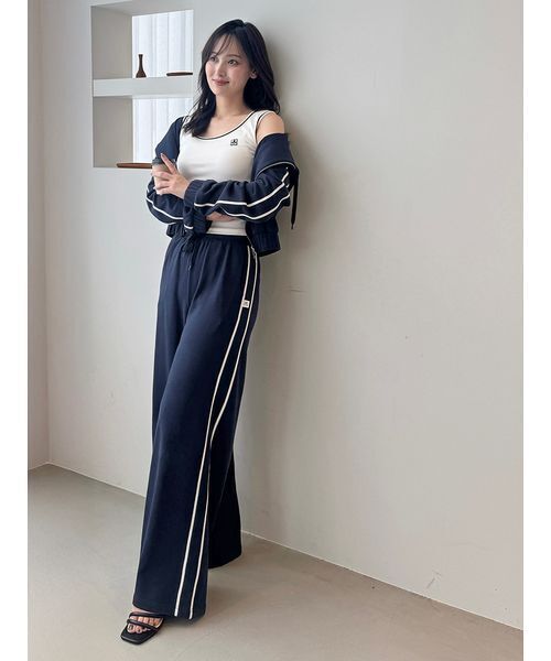 SNIDEL（スナイデル）の「パイピングディテールノースリタンク（タンクトップ・レディース・ブラック/ライトピンク/その他/ホワイト・F）」の8枚目の写真