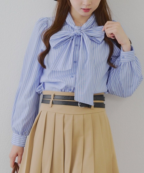 continuer de NICE CLAUP（コンティニューデナイスクラップ）の「【リバイバルアイテム】【新色登場！】リボンボウタイブラウス（シャツ/ブラウス・レディース・ブラック/オフホワイト/チェック/サックスブルー/ストライプ・FREE）」の4枚目の写真