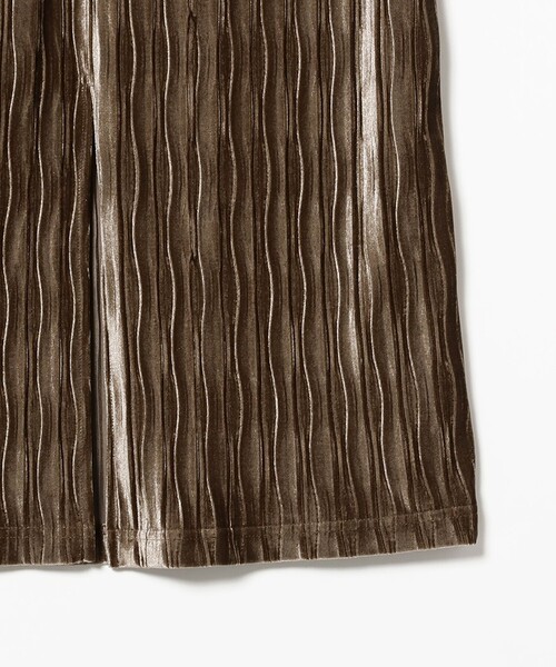 Ray BEAMS（レイビームス）の「プリーツ ベロア タイト スカート（スカート・レディース・ブラック/ダークブラウン・0/1）」の17枚目の写真