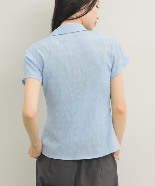 NEUNA(ヌナ)の「【ナチュラルに細見え◎】プリーツコンパクトブラウス(Tシャツ/カットソー・レディース・ライトブルー/オフホワイト・FREE)」の7枚目の写真