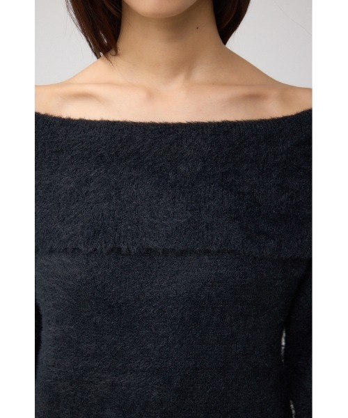 AZUL by moussy(アズールバイマウジー)の「モヘヤライクオフショルダーニット(ニット/セーター・レディース・アイボリー/ブラック/サックスブルー/チャコールグレー・FREE)」の7枚目の写真