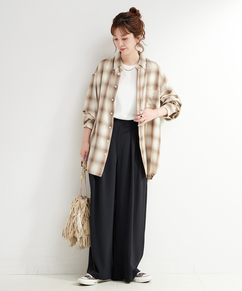 B.C STOCK（ベーセーストック）の「手洗い可 / フェザーチェックナーディーBDシャツ（シャツ/ブラウス・レディース・ベージュ/チャコールグレー・FREE）」の5枚目の写真