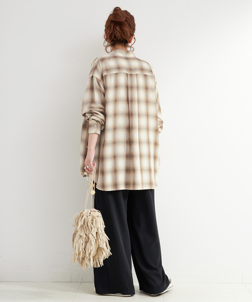 B.C STOCK（ベーセーストック）の「手洗い可 / フェザーチェックナーディーBDシャツ（シャツ/ブラウス・レディース・ベージュ/チャコールグレー・FREE）」の15枚目の写真