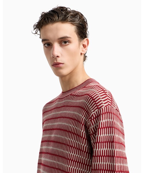 EMPORIO ARMANI（エンポリオアルマーニ）の「【エンポリオ アルマーニ】セーター バージンウールジャカード ツートン刺繍ステッチ（ニット/セーター・メンズ・レッド系/ネイビー系・MEDIUM/SMALL/X-LARGE/LARGE）」の6枚目の写真