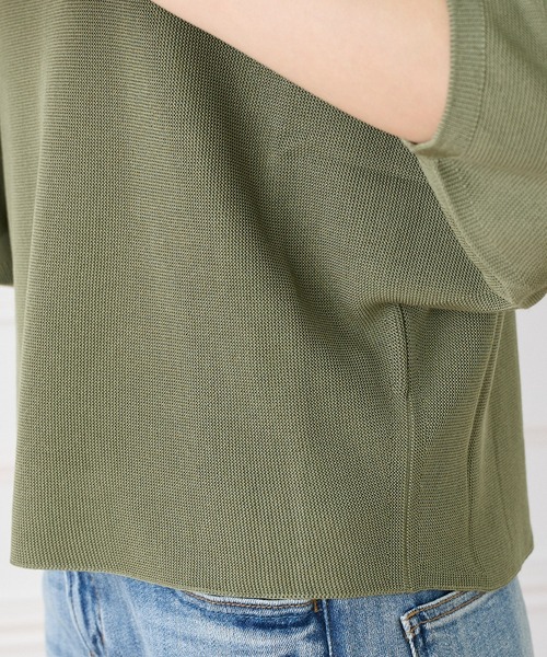 INED(イネド)の「ドルマンスリーブニット《Cuoo》(ニット/セーター・レディース・グレー/ブラック/カーキ/イエロー・9号)」の8枚目の写真