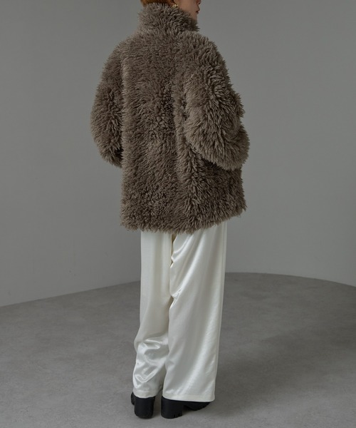 r.（アールドット）の「プードルファー　2wayカラーコート（ピーコート・レディース・ブラック/キナリ/グレー/グレイッシュベージュ・FREE）」の13枚目の写真