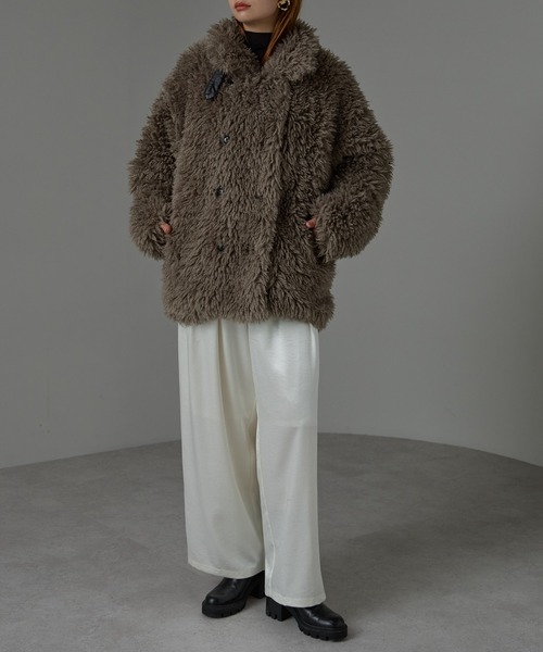 r.（アールドット）の「プードルファー　2wayカラーコート（ピーコート・レディース・ブラック/キナリ/グレー/グレイッシュベージュ・FREE）」の18枚目の写真