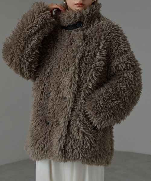 r.（アールドット）の「プードルファー　2wayカラーコート（ピーコート・レディース・ブラック/キナリ/グレー/グレイッシュベージュ・FREE）」の14枚目の写真