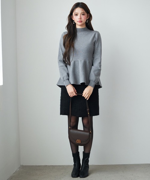 SAISON DE PAPILLON（セゾンドパピヨン）の「【高評価】モックネックペプラムニット プルオーバー ニット ペプラム プチハイネック 体型カバー着痩せ（ニット/セーター・レディース・ベージュ/グレー/ブルーグレー/ブラック・M/L）」の15枚目の写真