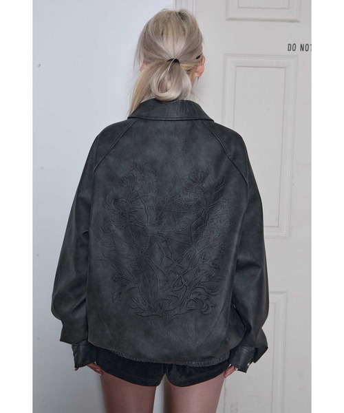 Heart Tattoo(ハートタトゥー)の「Heart art design jacket / ハート型押しジャケット(ブルゾン・レディース・ブラック/ブラック系・FREE)」の9枚目の写真