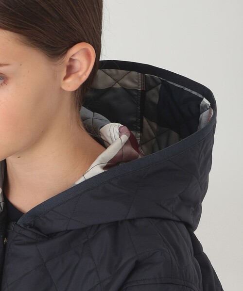 BLUE LABEL CRESTBRIDGE(ブルーレーベルクレストブリッジ)の「【一部店舗限定】クレストブリッジチェックキルティングコート(トレンチコート・レディース・ブラック/ダークネイビー/ベージュ・36/38/40)」の15枚目の写真