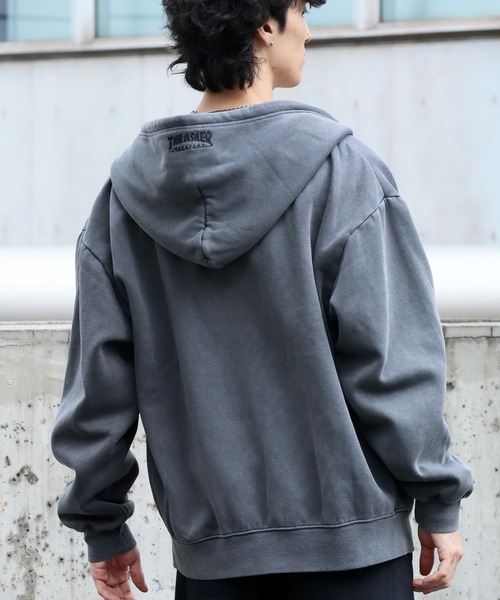 THRASHER（スラッシャー）の「【THRASHER/スラッシャー】裏起毛 ヴィンテージピグメント加工 ダブルジップアップパーカー（パーカー・メンズ・グレー/チャコール/ネイビー/ブラウン・L/XL/M）」の18枚目の写真