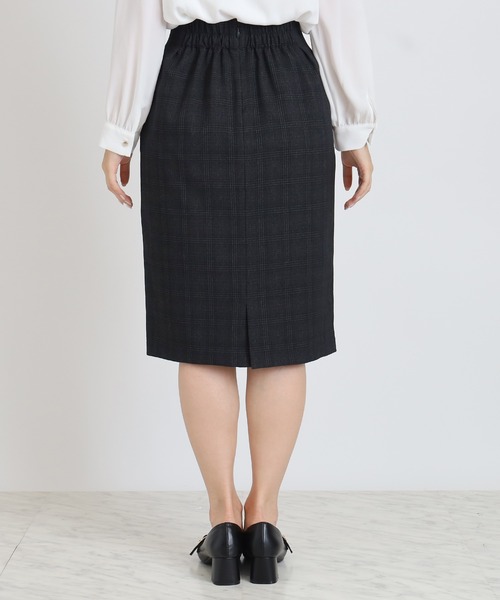 TRUDEA(トルディア)の「ビット付きチェックタイトスカート(スカート・レディース・チャコールグレー/ベージュ・SMALL/MEDIUM/LARGE)」の8枚目の写真