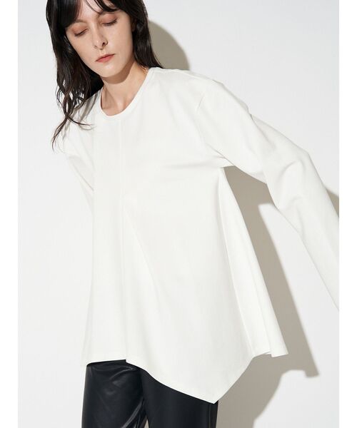 ELENDEEK（エレンディーク）の「アシンメトリーヘムロングスリーブカットソー（Tシャツ/カットソー・レディース・ブラック/グレー/オフホワイト・FREE）」の7枚目の写真