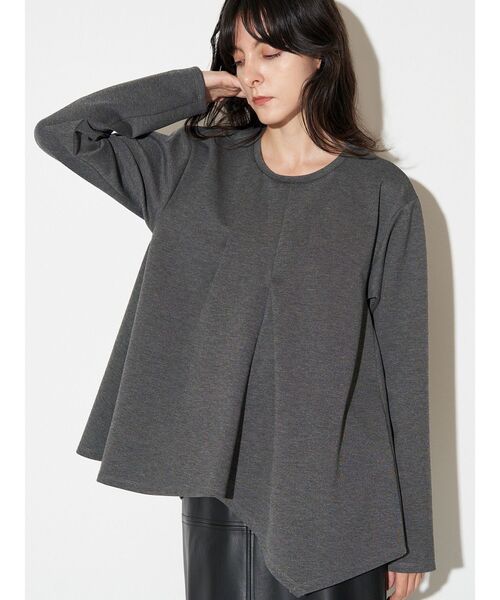 ELENDEEK（エレンディーク）の「アシンメトリーヘムロングスリーブカットソー（Tシャツ/カットソー・レディース・ブラック/グレー/オフホワイト・FREE）」の11枚目の写真