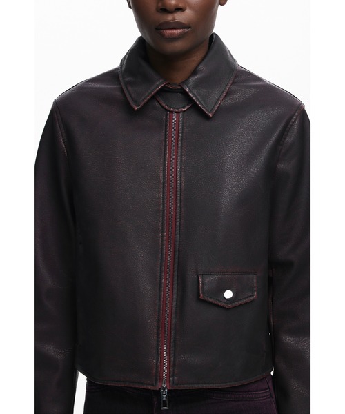 Desigual（デシグアル）の「ボルドーのヴィンテージ レザー風 ジップジャケット（ライダースジャケット・レディース・レッド・XS/S/M/L/XL）」の6枚目の写真