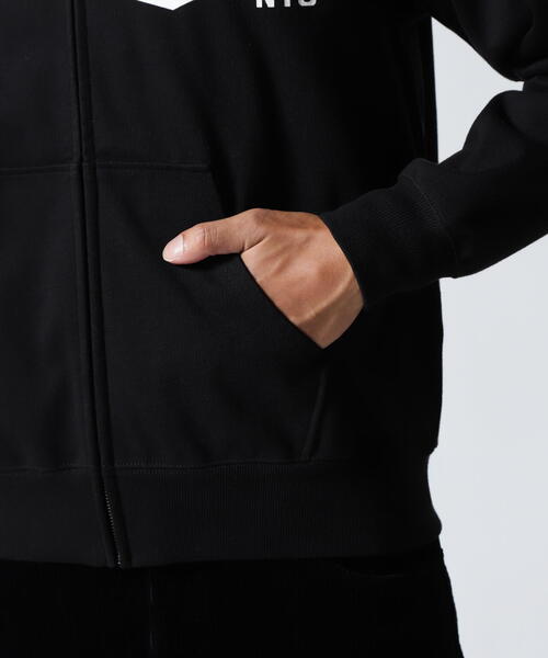 AVIREX（アヴィレックス）の「《WEB&DEPOT限定》BONDING ZIP UP PARKA / ボンディング ジップアップ パーカー / AVIREX / アヴィレックス（パーカー・メンズ・ブラック/その他/ホワイト/グレー・L/2XL/XL/M）」の16枚目の写真