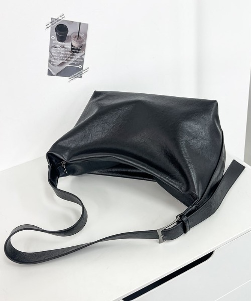 B.R.U(ブル)の「フェイクレザーショルダーバッグ(ショルダーバッグ・メンズ・ブラウン/ブラック・FREE)」の12枚目の写真