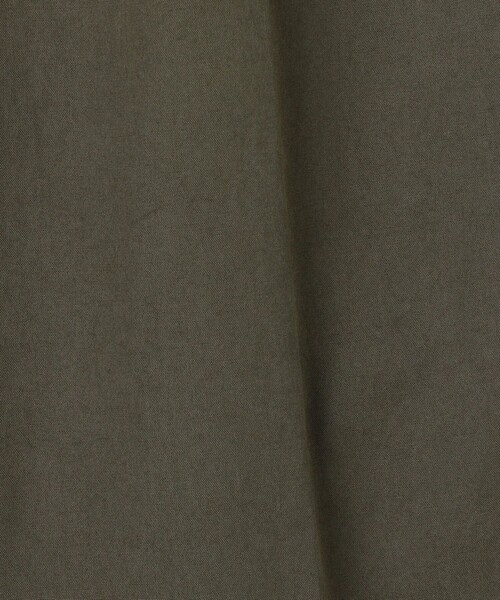 TOMORROWLAND （トゥモローランド）の「60/3 コットンオックスフォード 1プリーツバレルパンツ（チノパンツ・メンズ・ダークブルー/カーキ/オフホワイト・M/S/L/XS）」の12枚目の写真