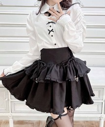 デコルテ開きメローフリル襟ブラウス