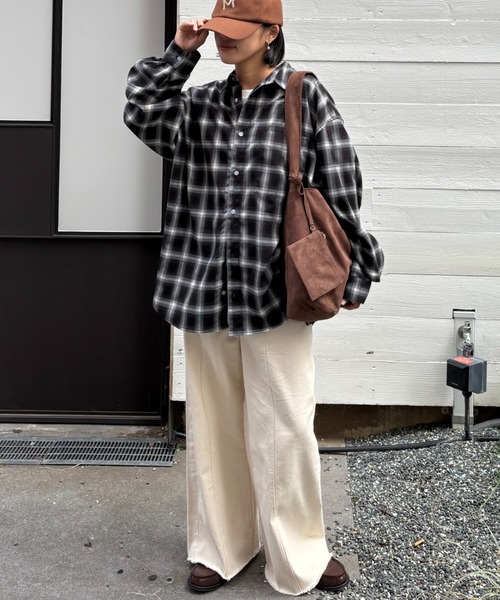 CIAOPANIC TYPY（チャオパニックティピー）の「【ZOZO限定】【マルチサイズ】切替パターンワイドデニム（デニムパンツ・レディース・ブラック/インディゴブルー/キナリ・マルチサイズ）」の6枚目の写真